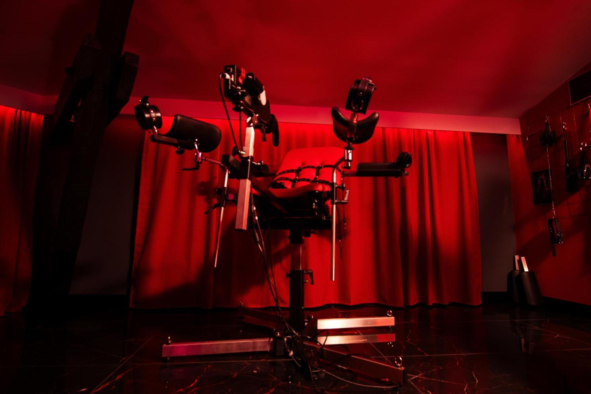 Red Palace Apartament Bdsm Bydhošť Exteriér fotografie