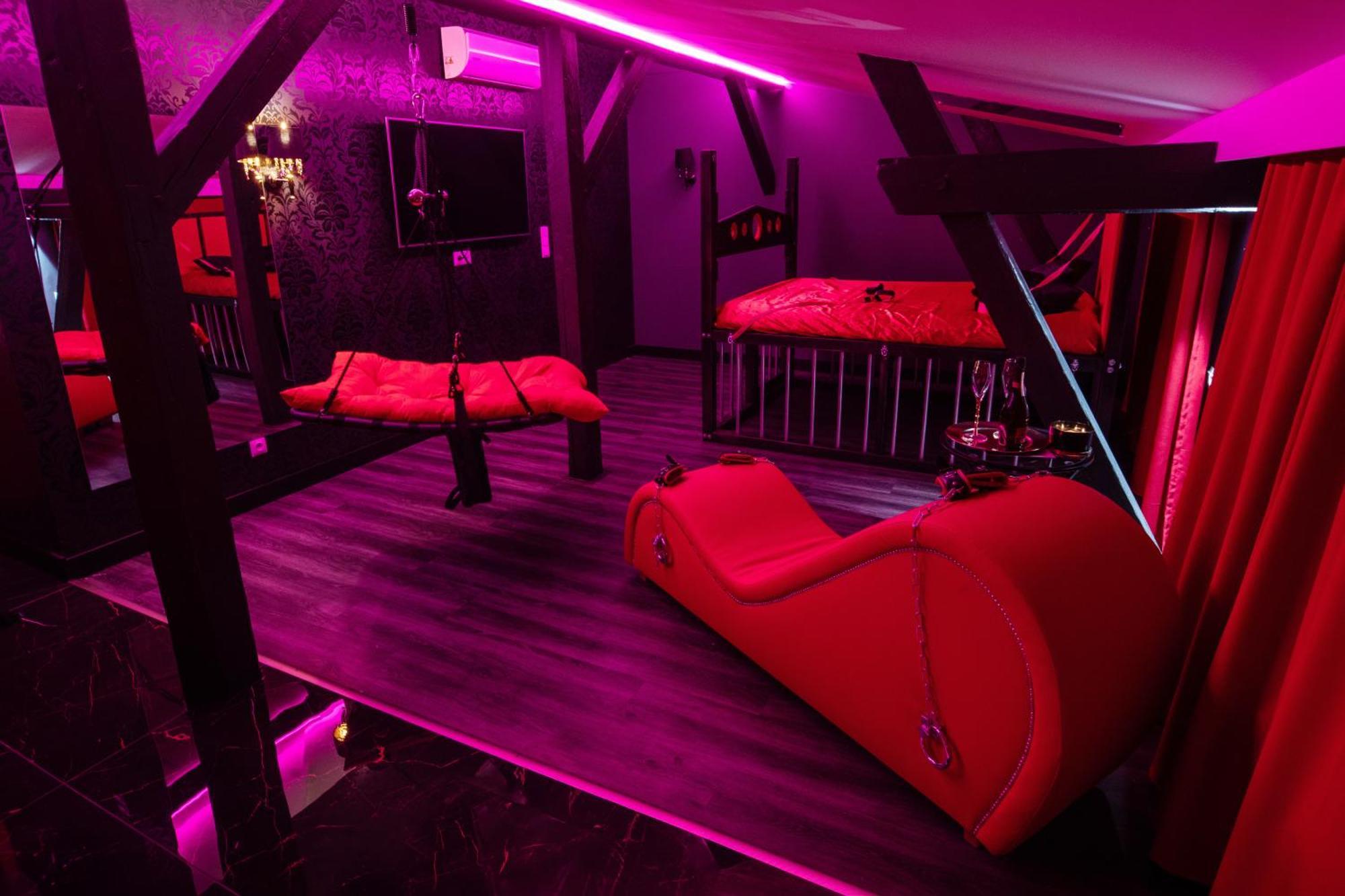 Red Palace Apartament Bdsm Bydhošť Exteriér fotografie