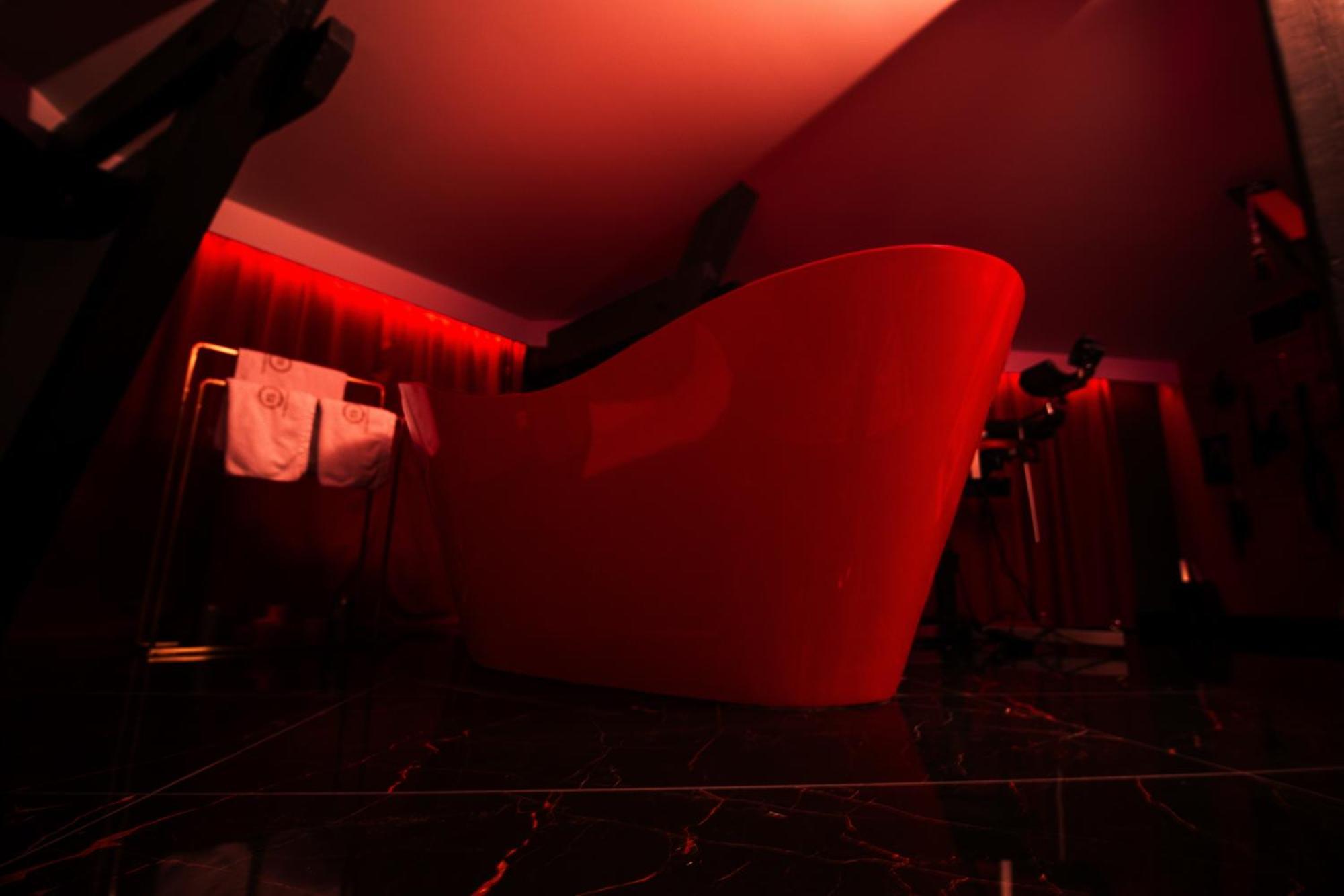 Red Palace Apartament Bdsm Bydhošť Exteriér fotografie